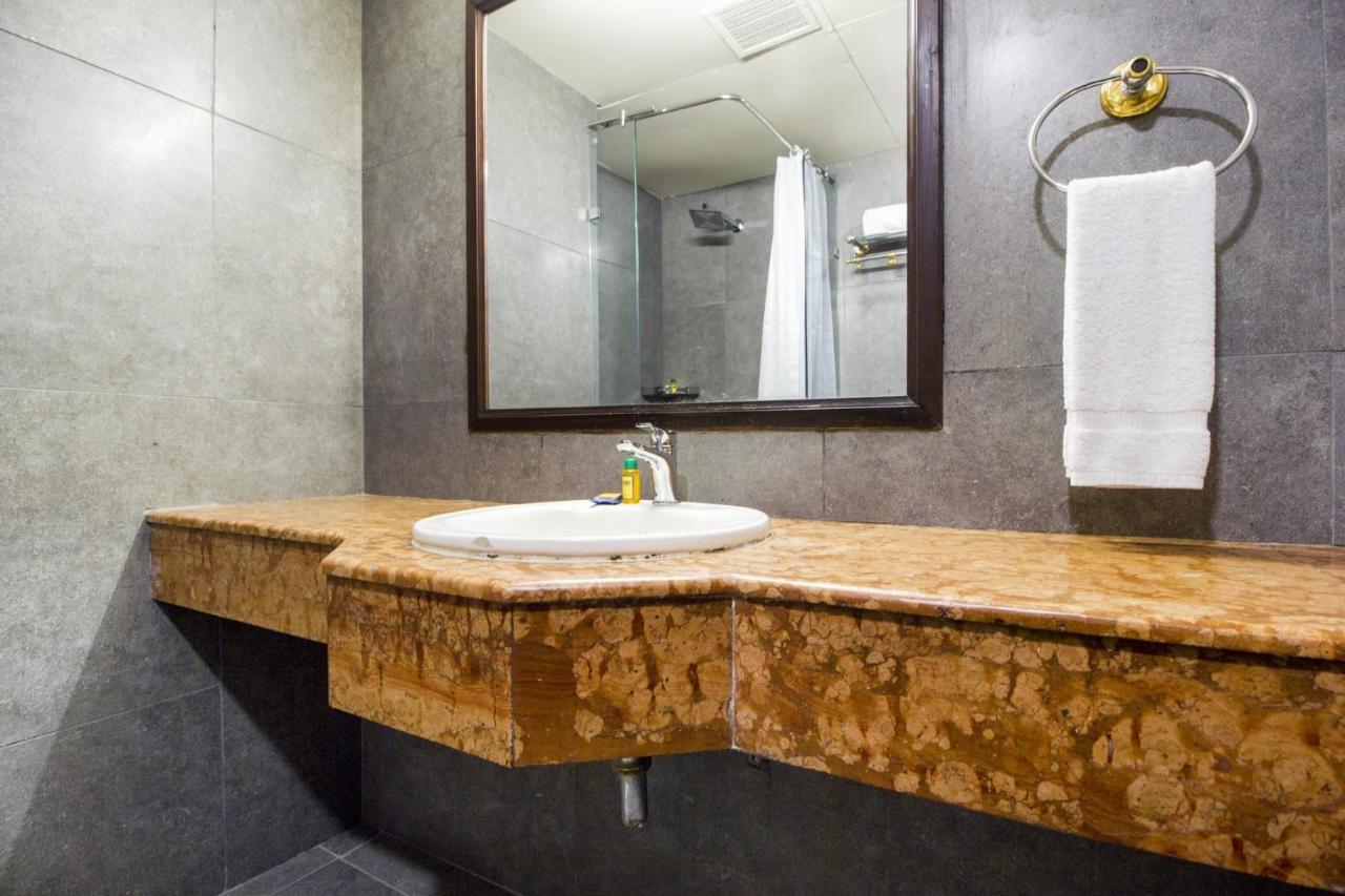 Fabhotel Sheronz Piccadily Chowk Chandīgarh Eksteriør bilde